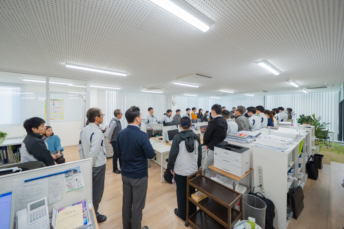 朝礼の様子